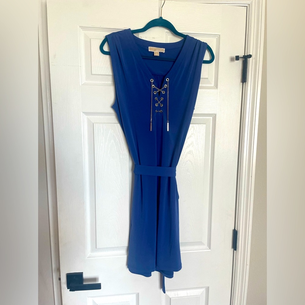 Michael Kors Chain Lace Up Sleeveless Dress with Belt. Size: L